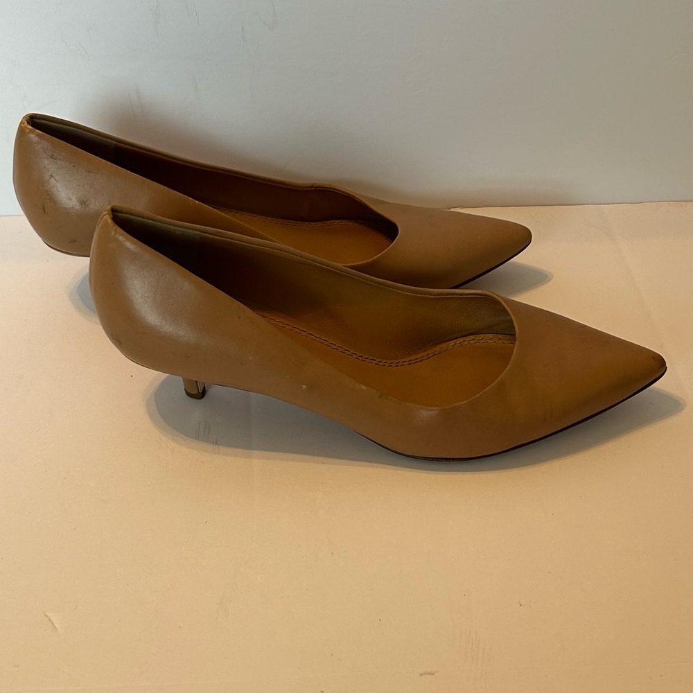 Tory Burch Tan Leather Pointed-Toe Kitten Heels